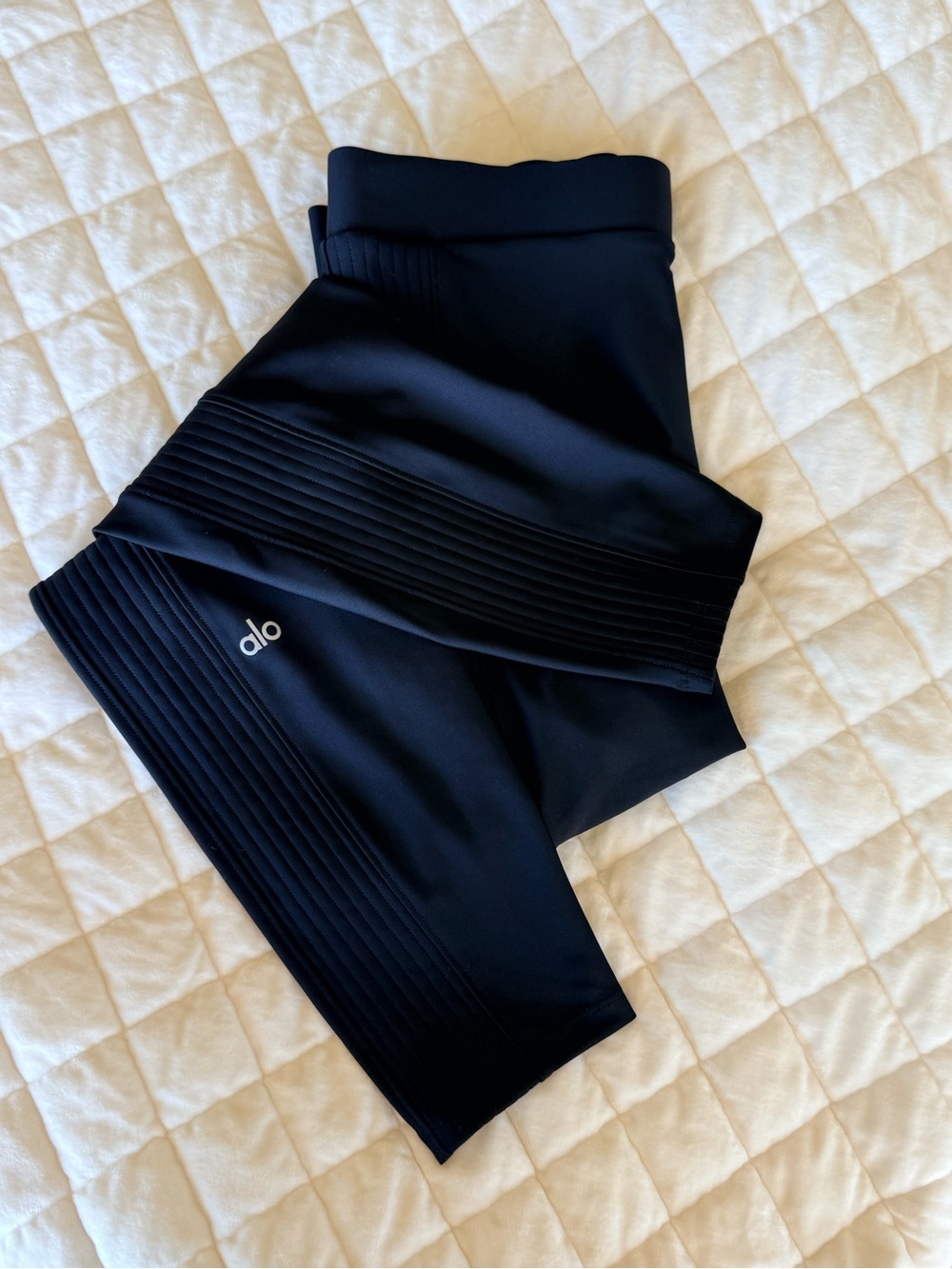 Alo Yoga Alo Airlift High-Waist 7/8 Turn It Up Legging Black M NWOT